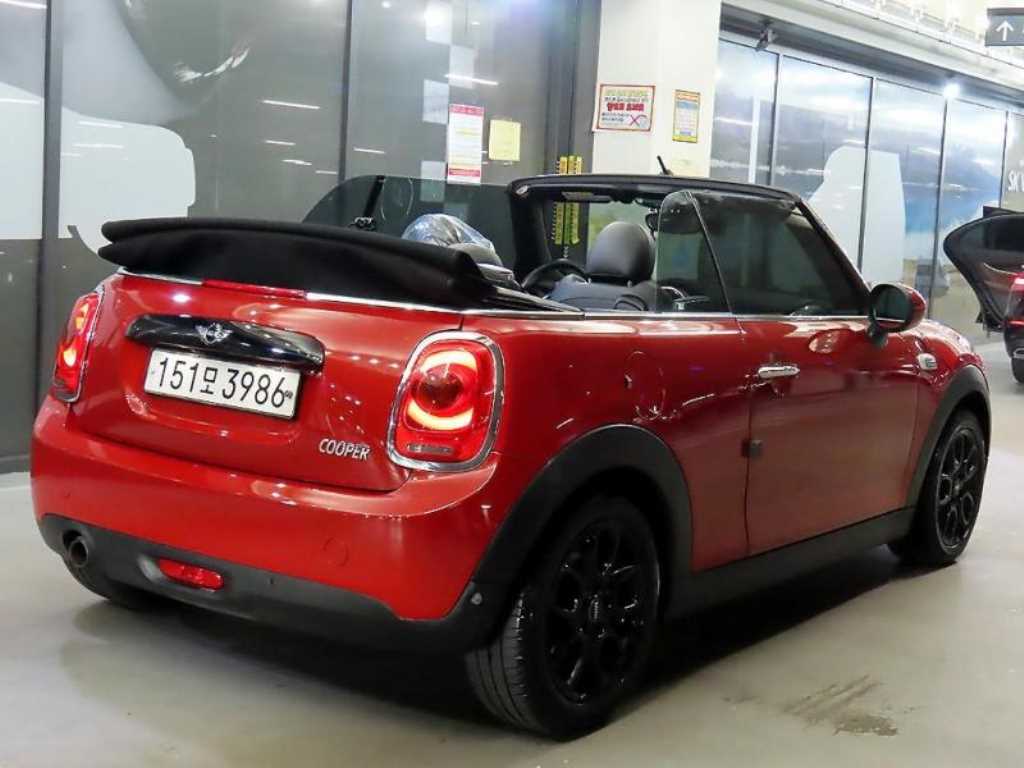 Mini Cooper Convertible - Vista 11