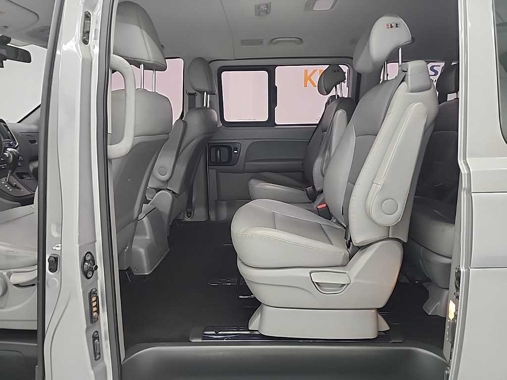 HYUNDAI Starex 2019 Gris - Importación desde Corea - HF Imports Iquique - Foto 14