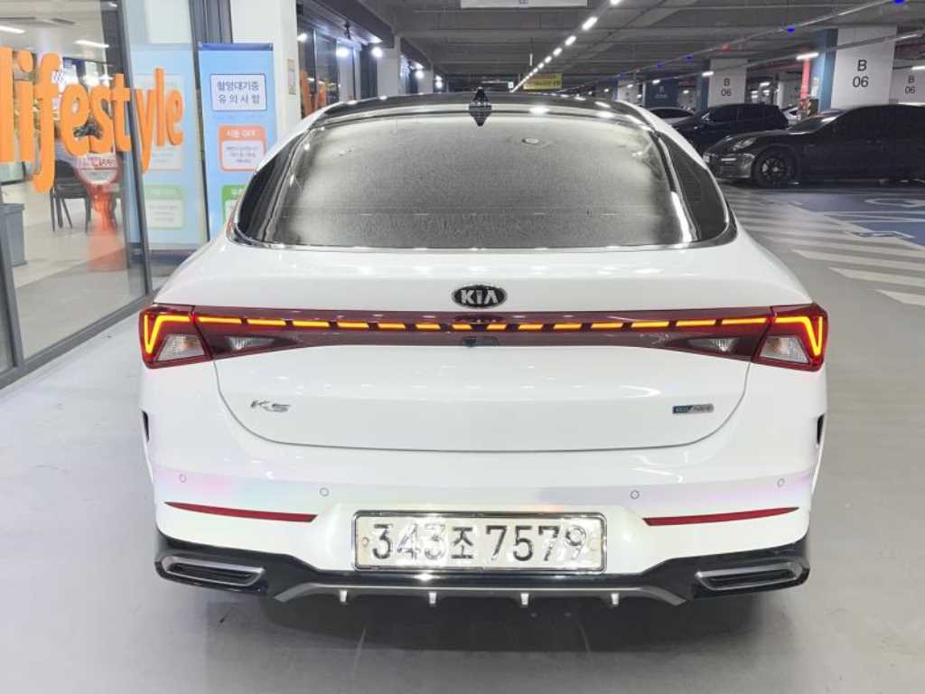 KIA K5 - Vista 7