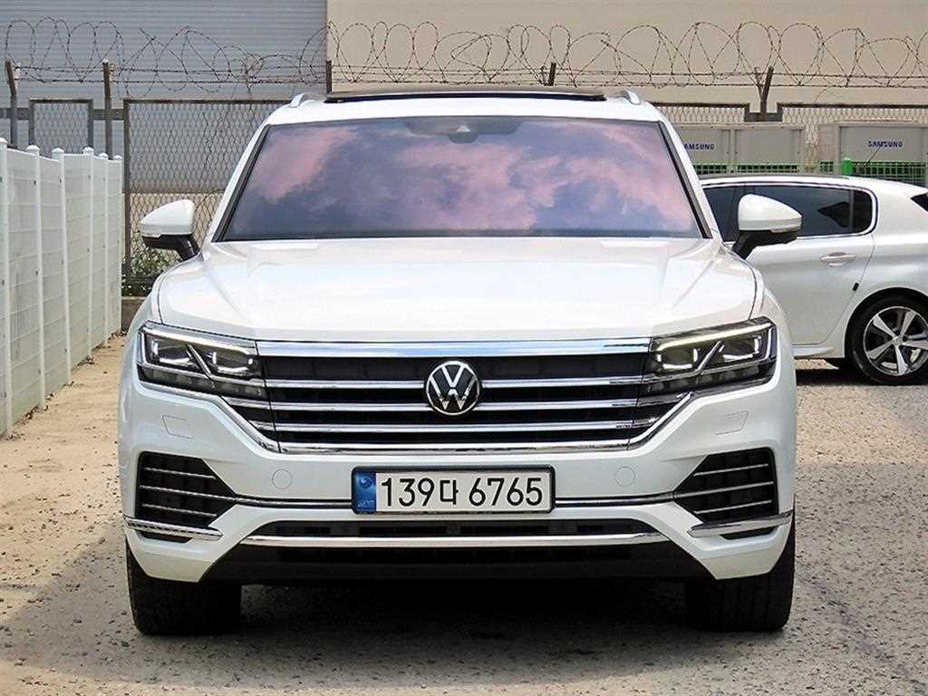 Volkswagen Touareg 2023 Blanco - Importación desde Corea - HF Imports Iquique - Foto 1