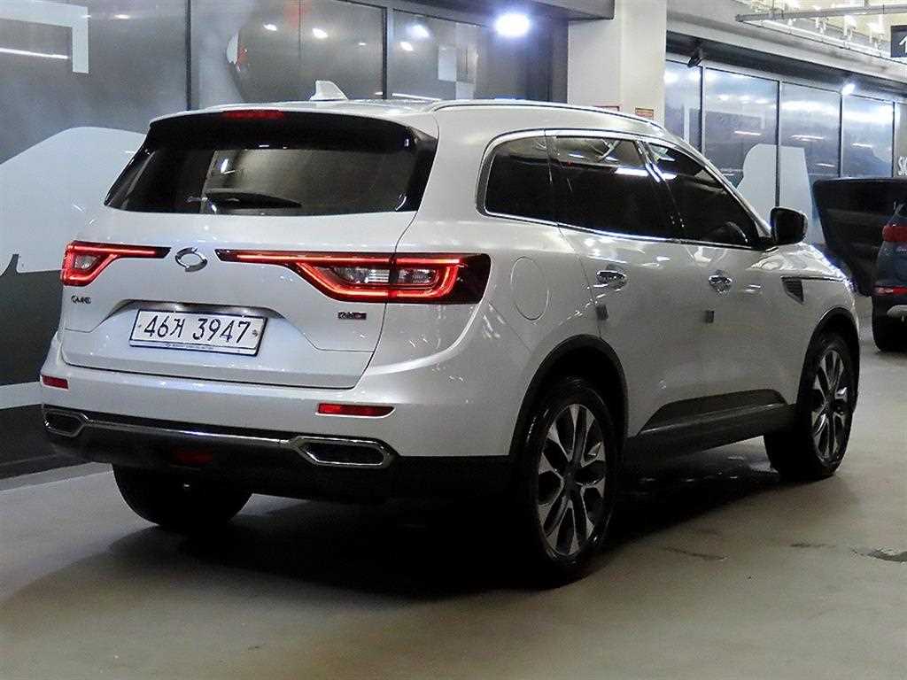 SAMSUNG QM6 - Vista 6