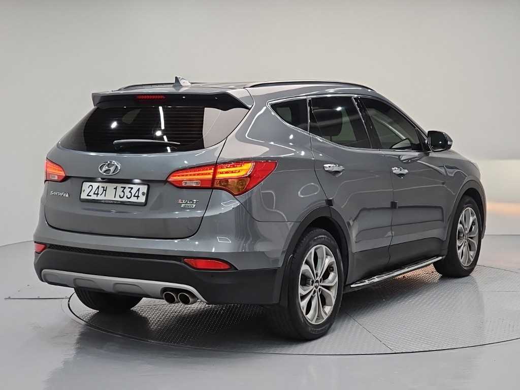HYUNDAI Santa Fe - Vista 6