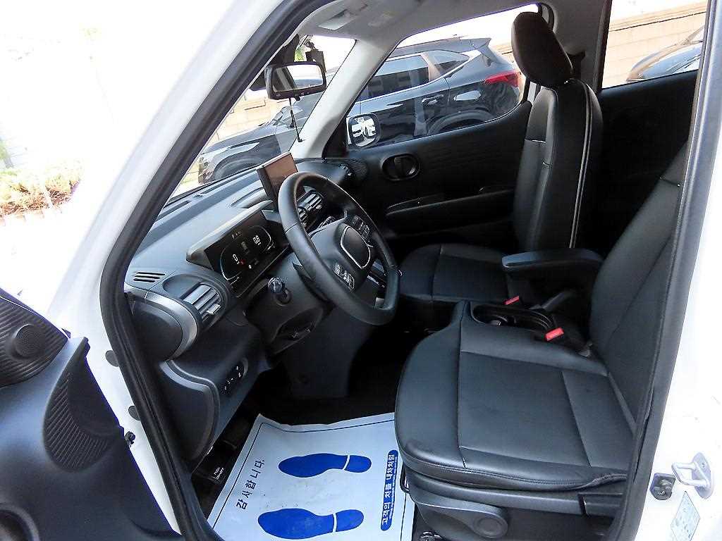 HYUNDAI Casper - Vista 7