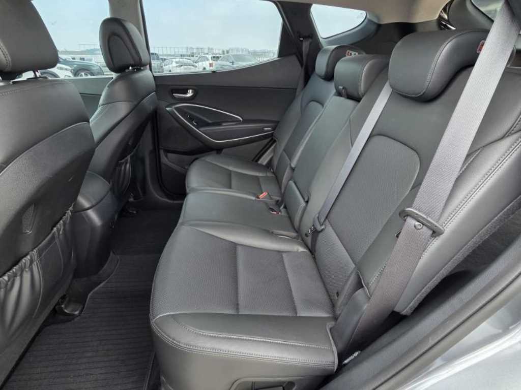 HYUNDAI Santa Fe - Vista 10