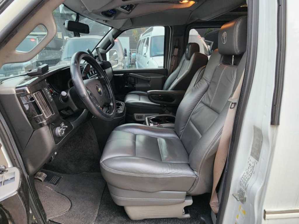 Chevrolet Express van 2018 Blanco - Importación desde Corea - HF Imports Iquique - Foto 14