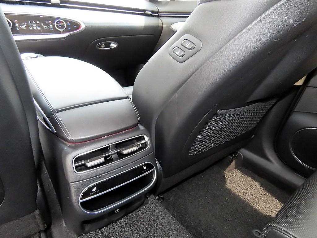 Genesis GV70 2022 Negro - Importación desde Corea - HF Imports Iquique - Foto 17