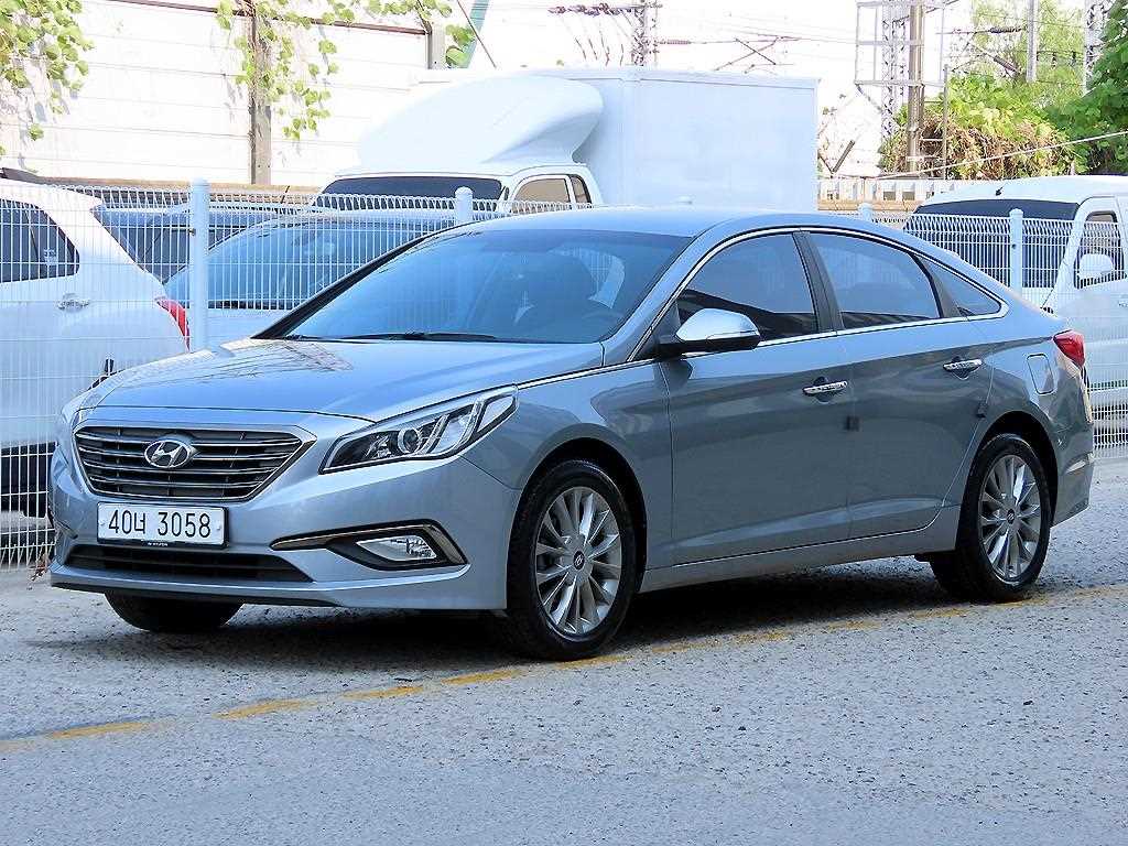 HYUNDAI Sonata - Vista 2
