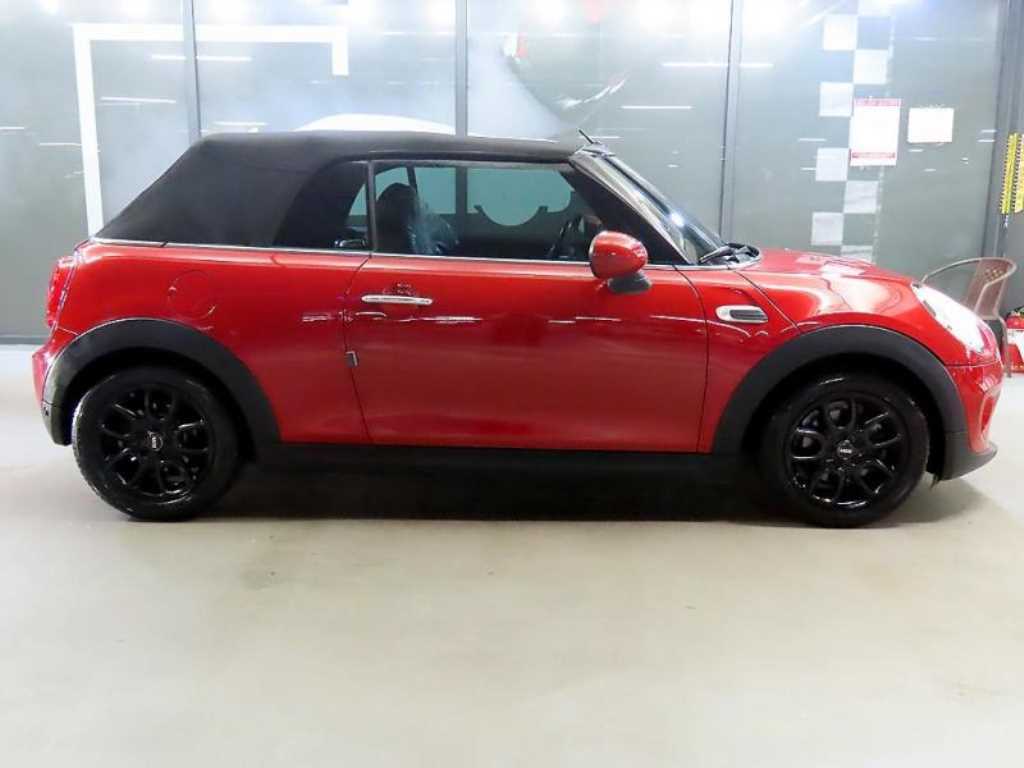 Mini Cooper Convertible - Vista 3