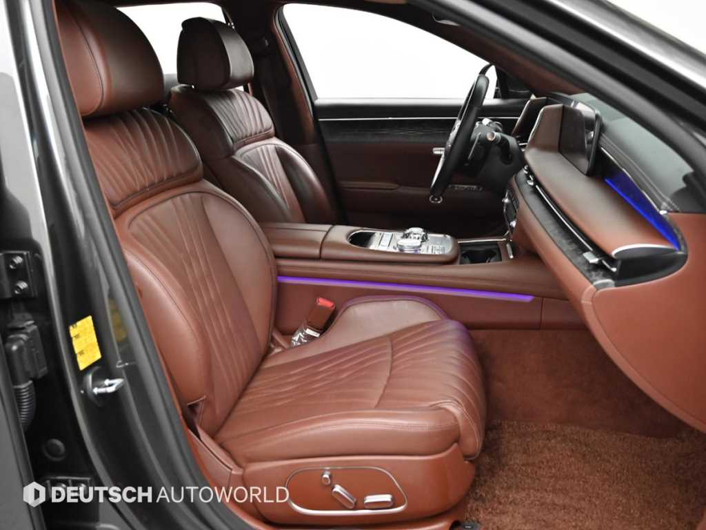 Genesis G90 - Vista 12