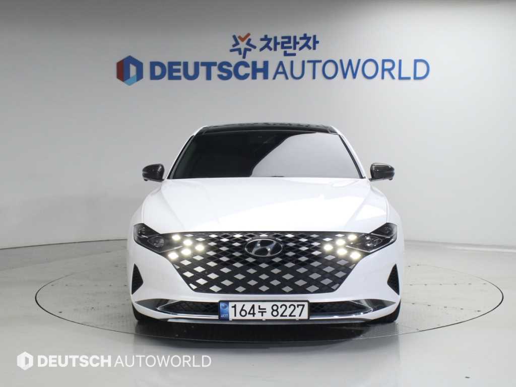 HYUNDAI Grandeur - Vista 3