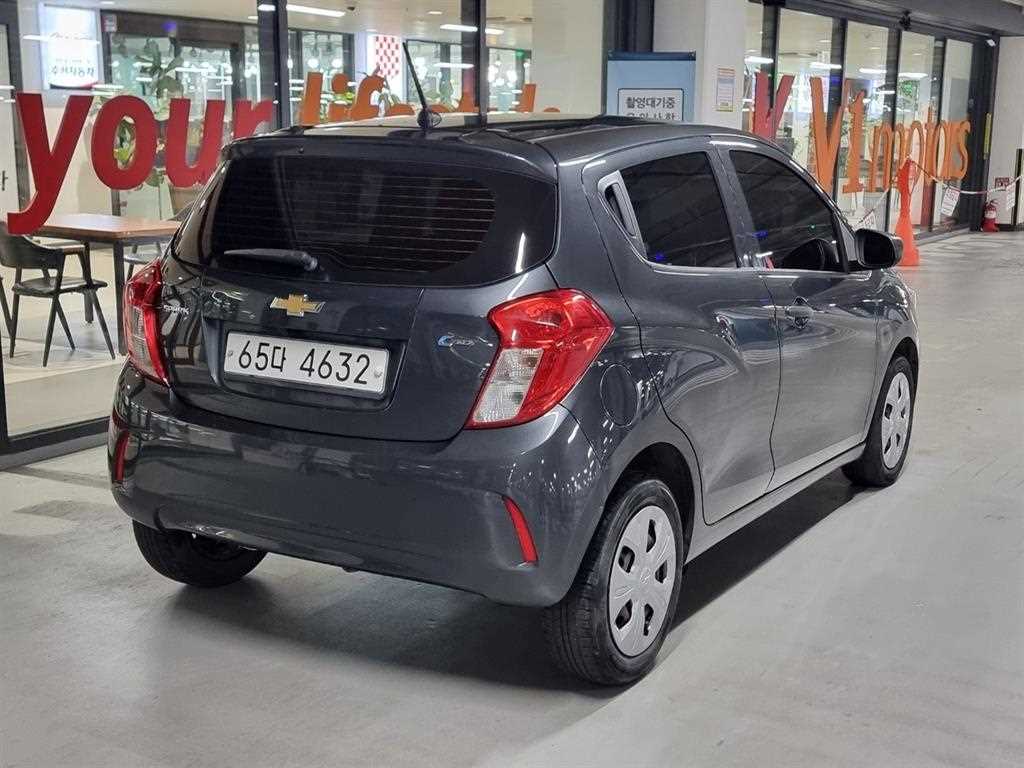 Chevrolet Spark - Vista 6