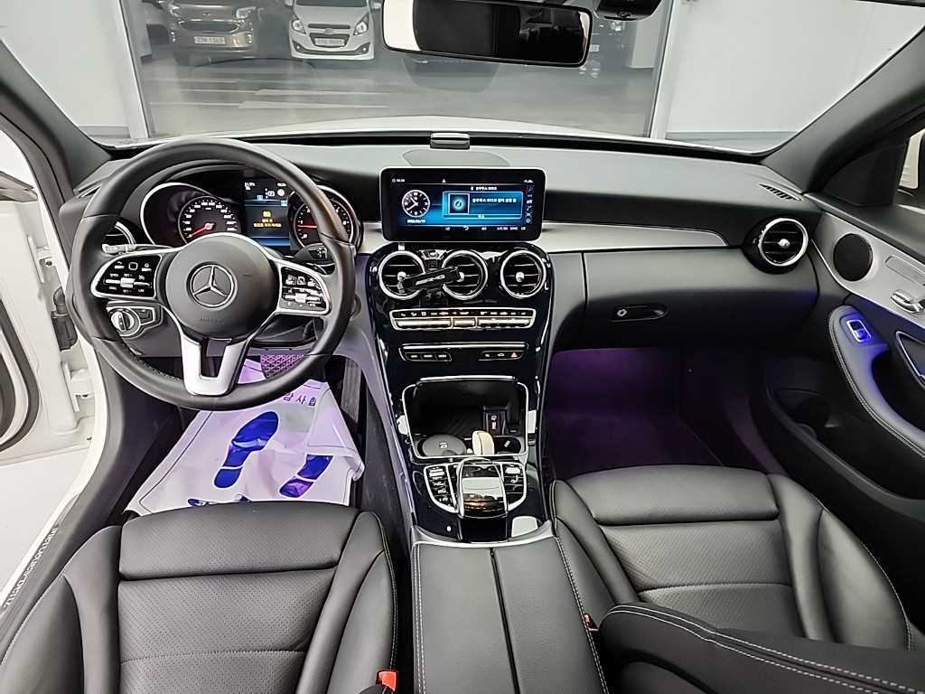 Mercedes Benz C Class - Vista 9