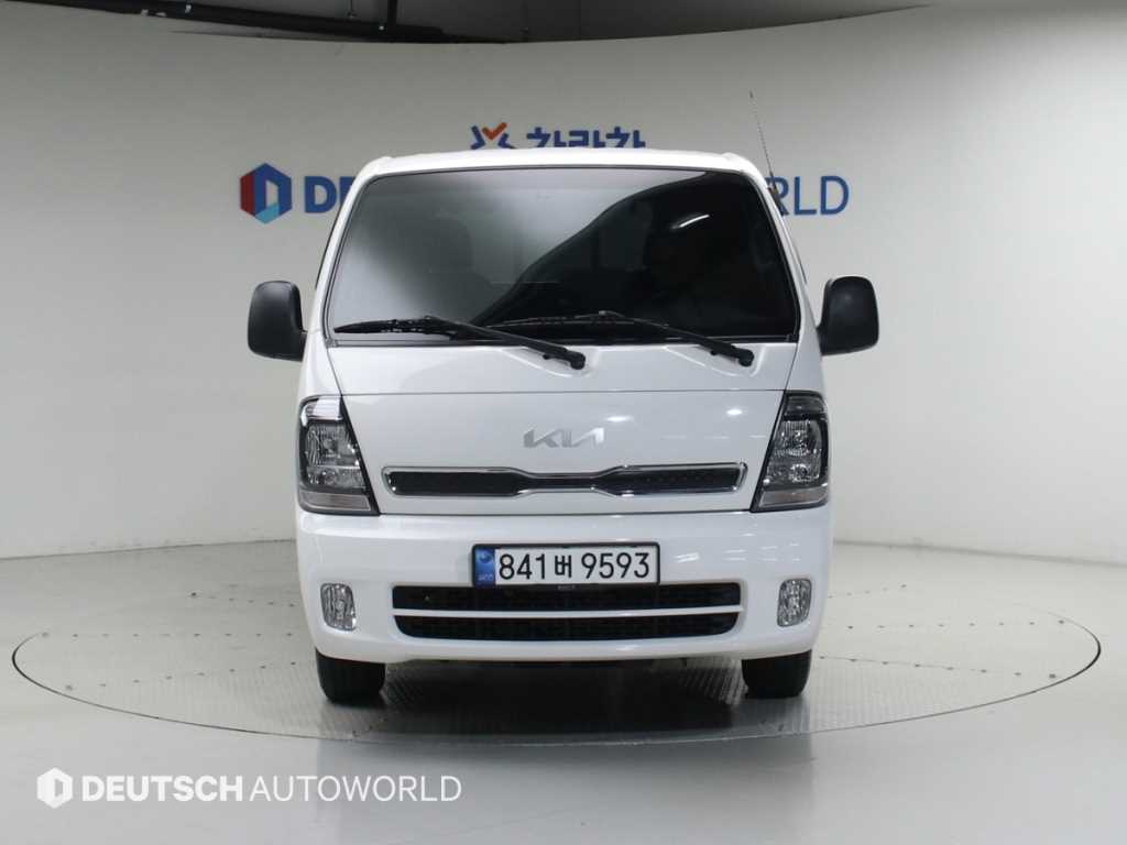 Small Truck Cargo (small) - Vista 3