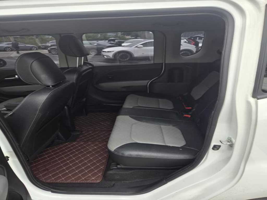 KIA Ray - Vista 7