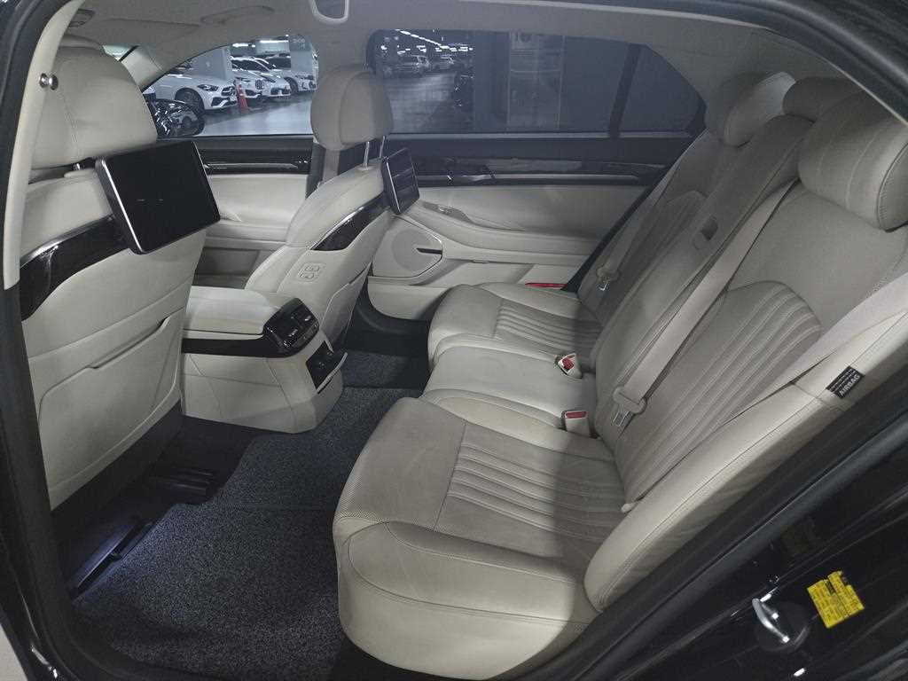 Genesis EQ900 - Vista 9