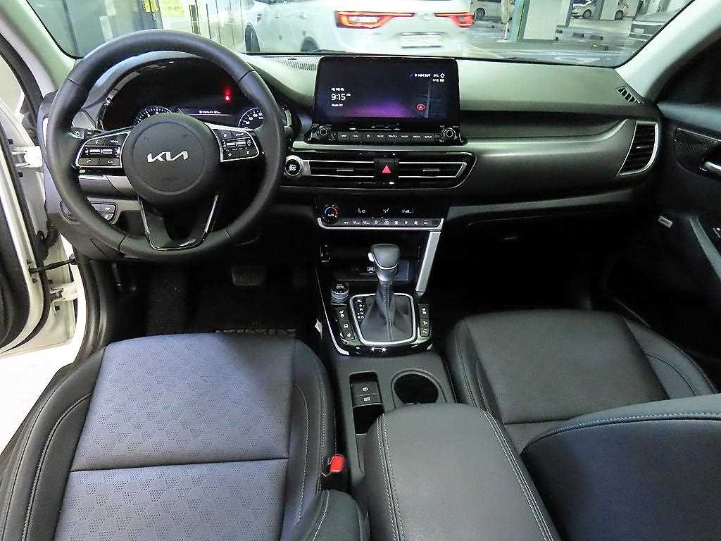 KIA Seltos - Vista 12