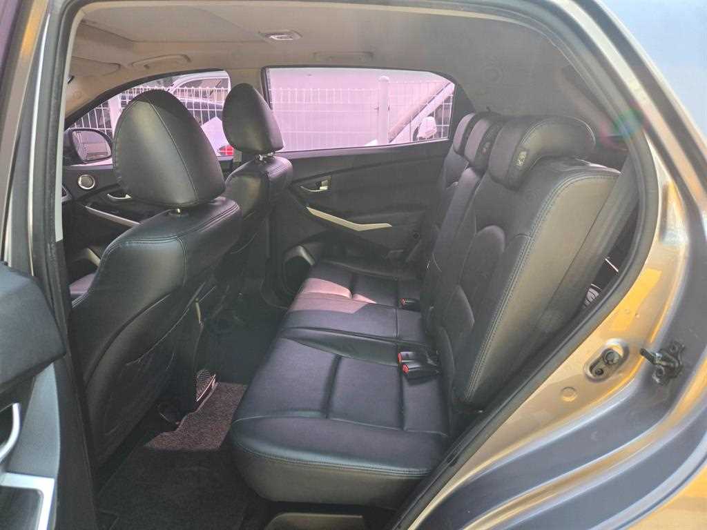 Ssangyong Korando - Vista 8