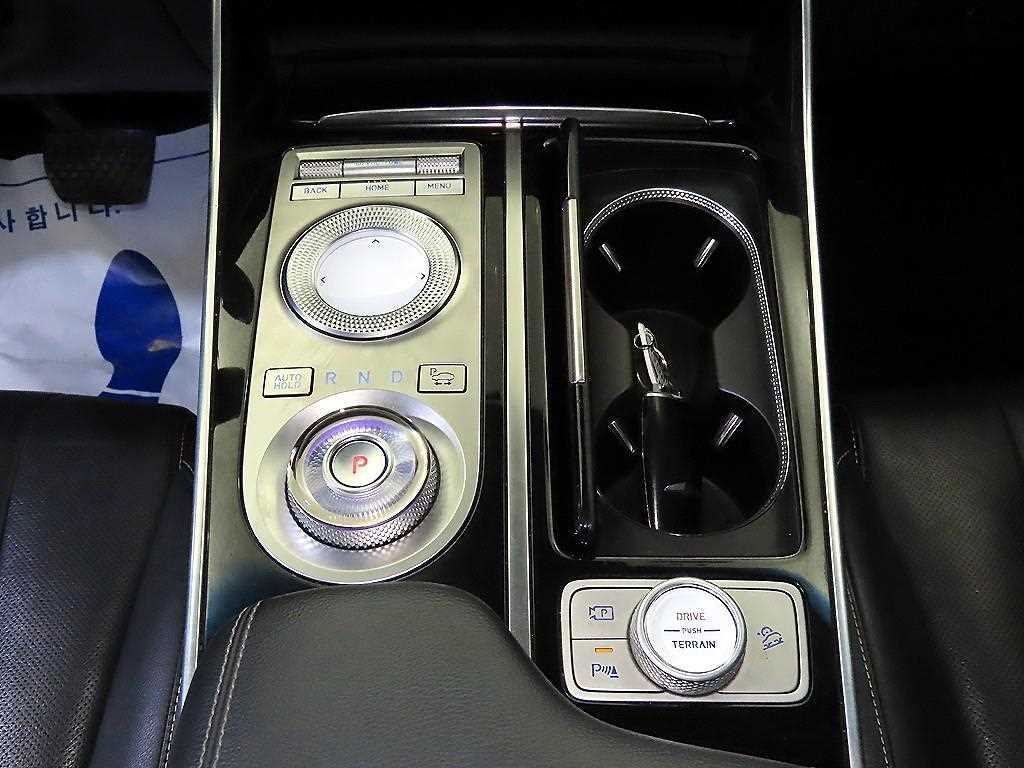 Genesis GV80 2020 Blanco - Importación desde Corea - HF Imports Iquique - Foto 14