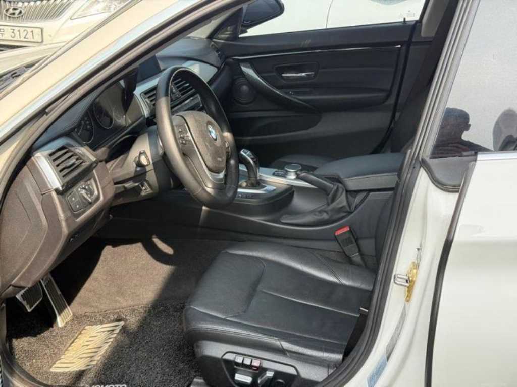 BMW 4 Series - Vista 3