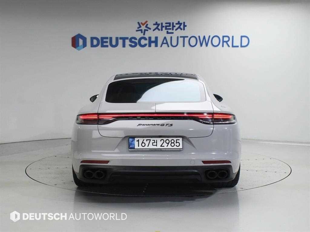 Porsche Panamera - Vista 6