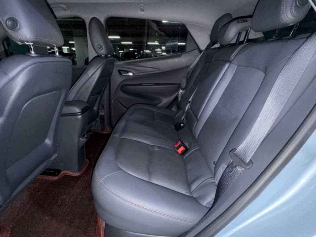 Chevrolet Bolt - Vista 9