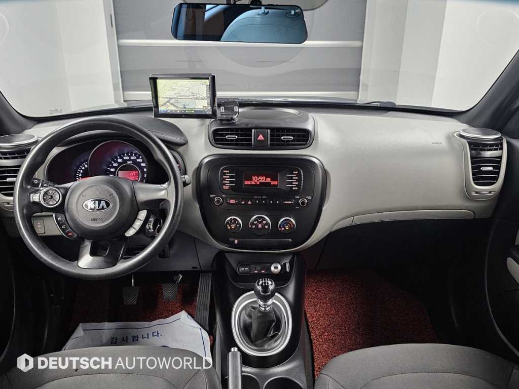 KIA Soul - Vista 9