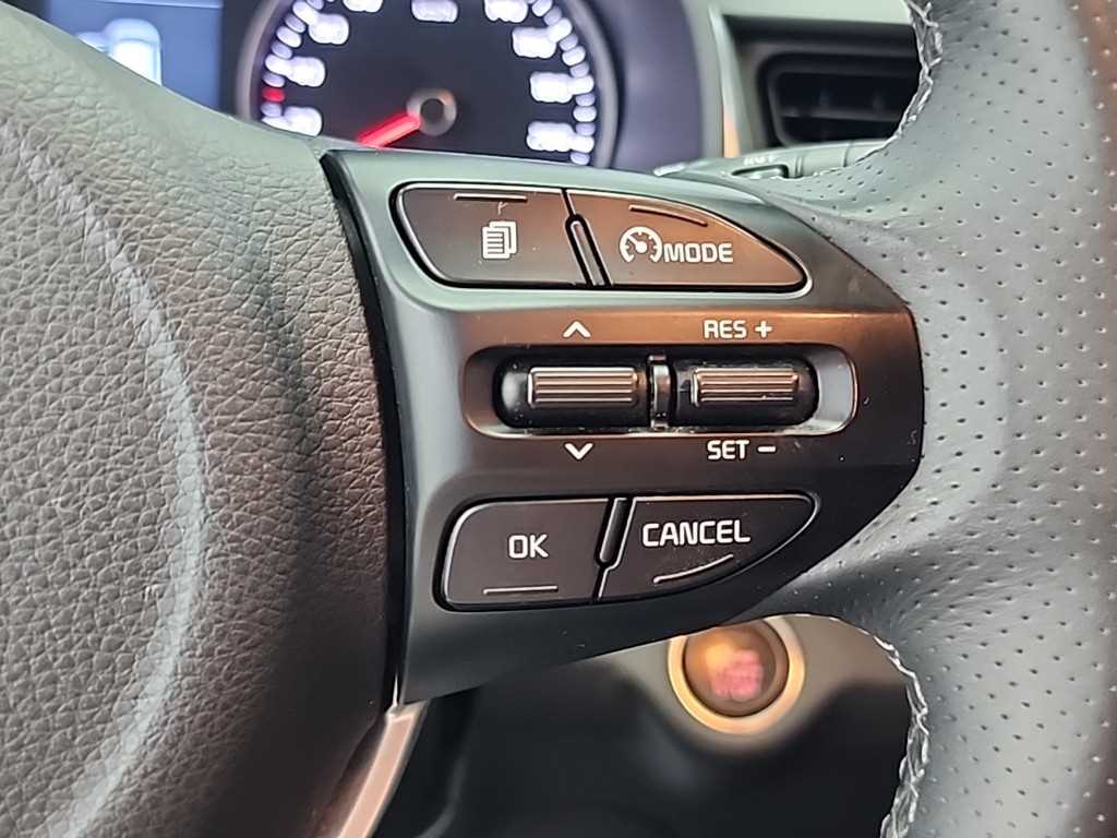 KIA Stonic 2018 Blanco - Importación desde Corea - HF Imports Iquique - Foto 18
