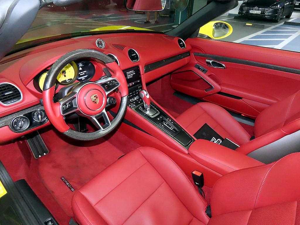 Porsche 718 2024 Amarillo - Importación desde Corea - HF Imports Iquique - Foto 14