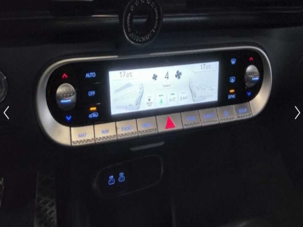 Genesis GV60 2022 Blanco - Importación desde Corea - HF Imports Iquique - Foto 14