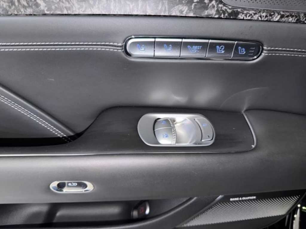 Genesis G90 2023 Negro - Importación desde Corea - HF Imports Iquique - Foto 18