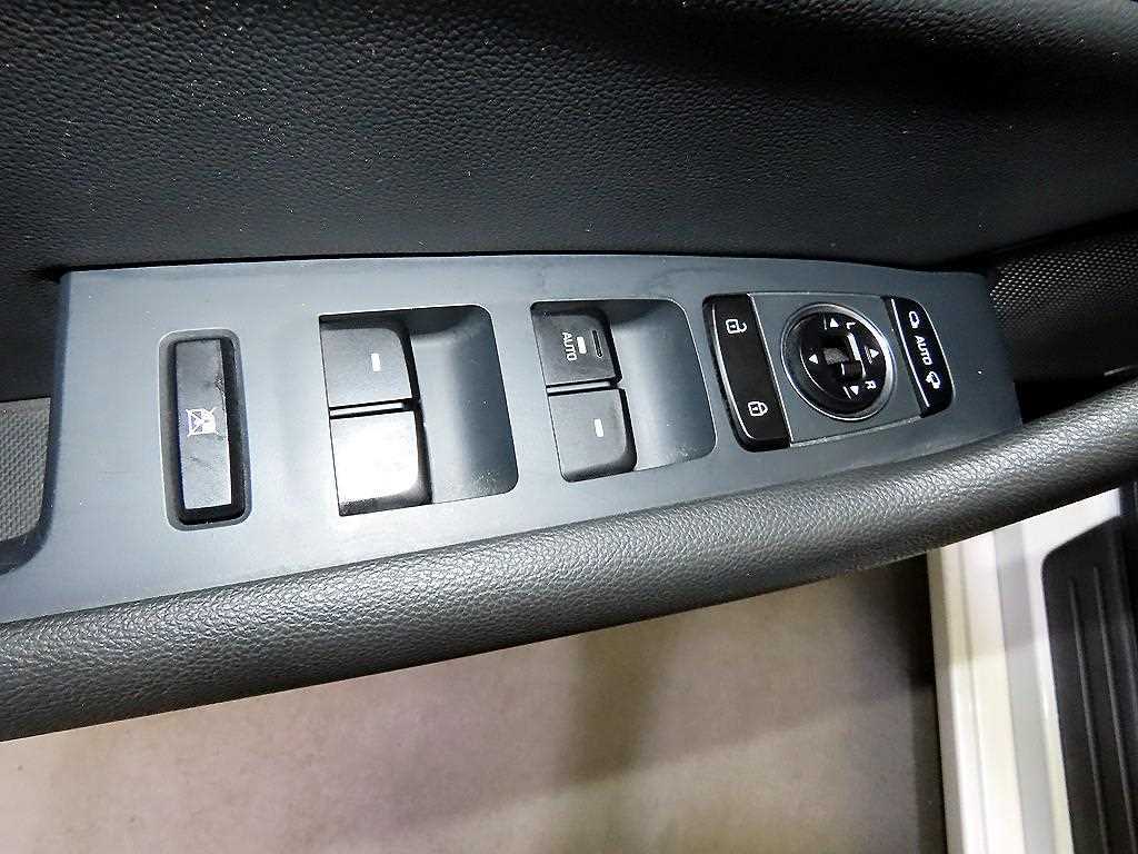 HYUNDAI Sonata 2015 Blanco - Importación desde Corea - HF Imports Iquique - Foto 15