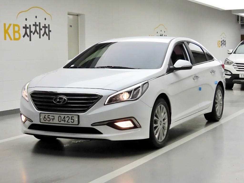 HYUNDAI Sonata - Vista 2