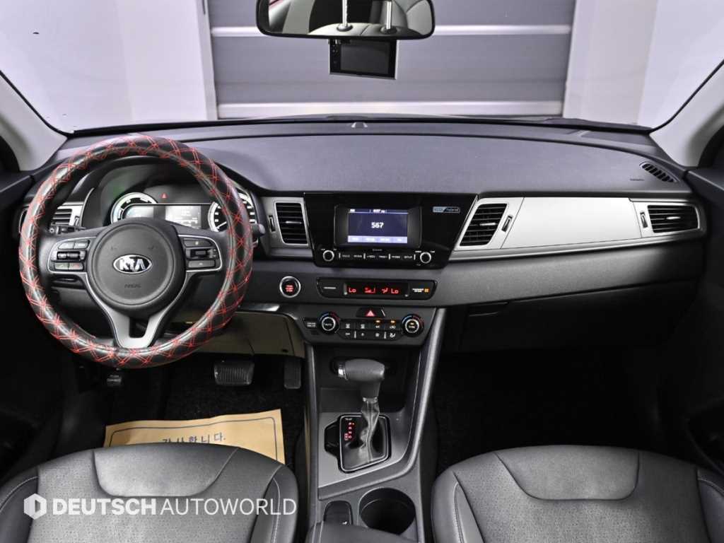 KIA Niro - Vista 8