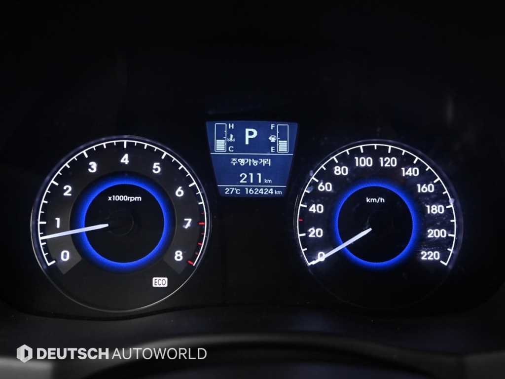 HYUNDAI Accent - Vista 10