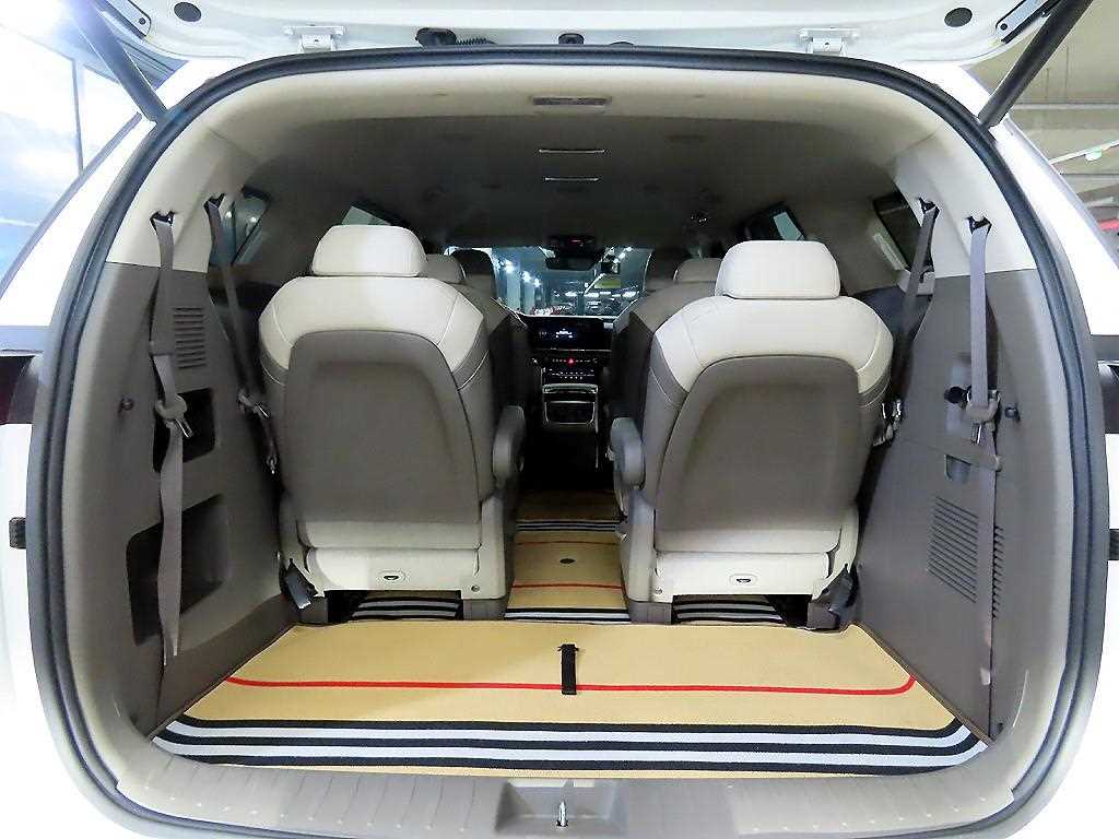 KIA Carnival 2023 Blanco - Importación desde Corea - HF Imports Iquique - Foto 18
