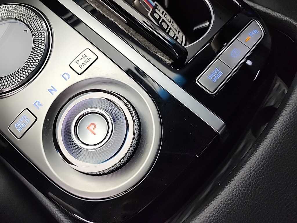 Genesis G80 - Vista 10