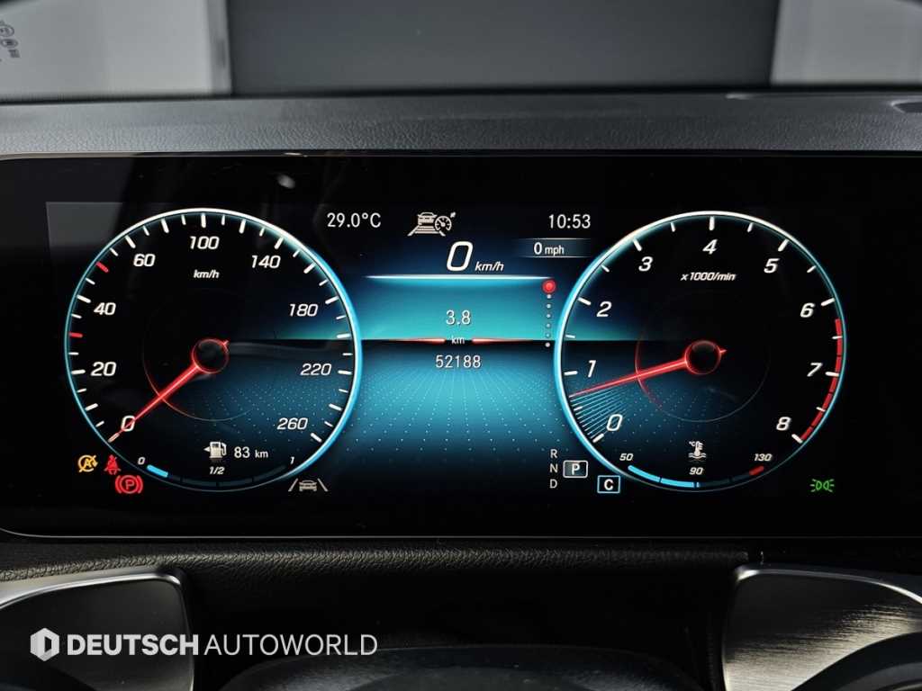 Mercedes Benz GLB Class - Vista 10