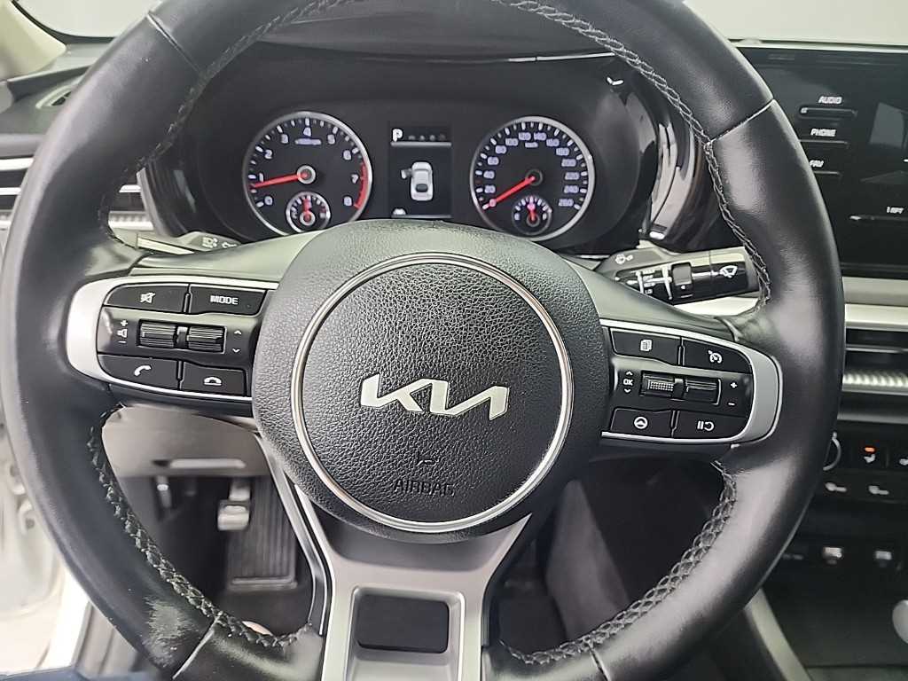 KIA K5 - Vista 11