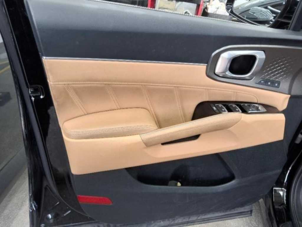 KIA Sorento - Vista 10