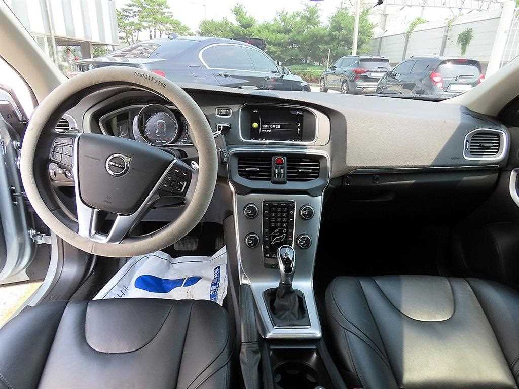 Volvo V40 - Vista 9