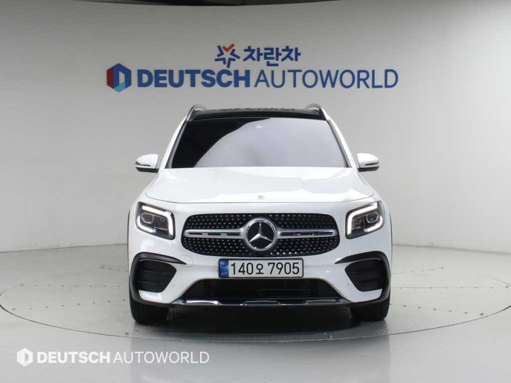 Mercedes Benz GLB Class - Vista 3