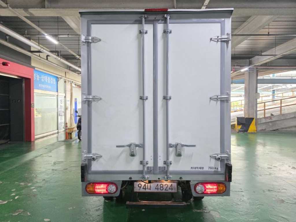 Small Truck Normal Box(High Deck) - Vista 7