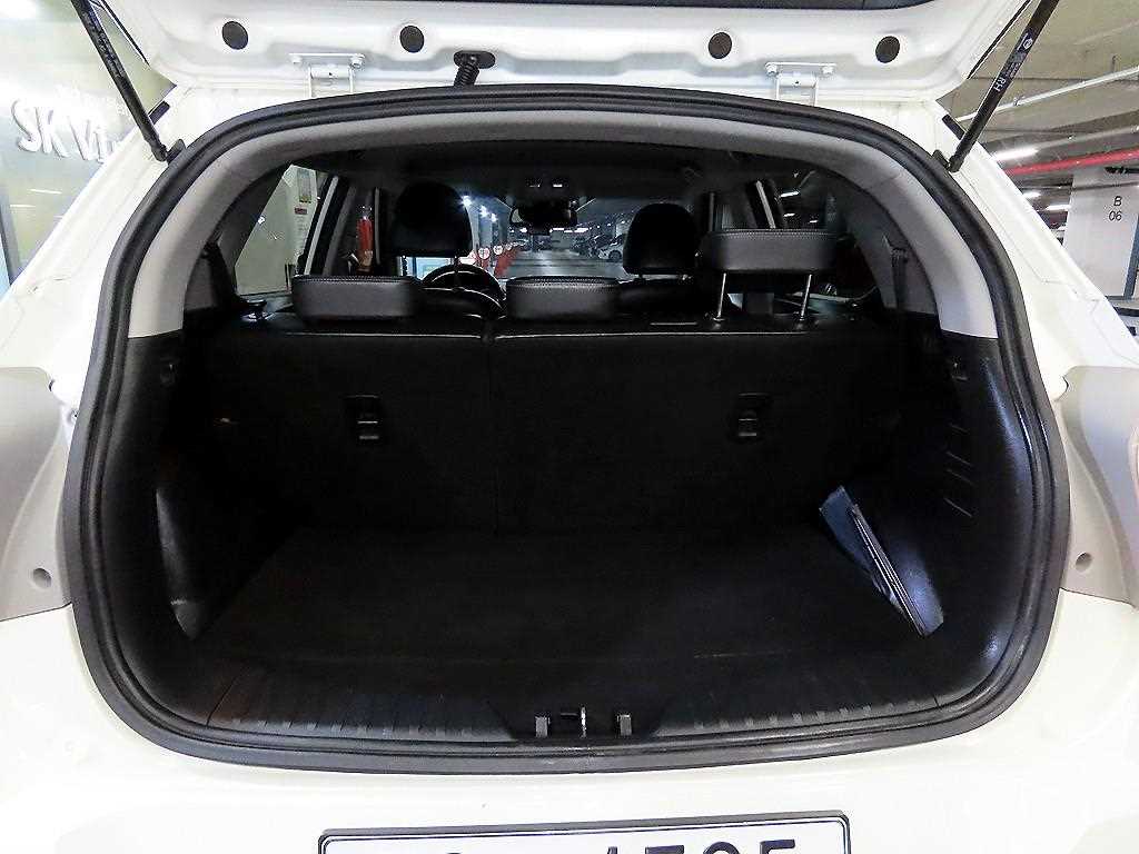Ssangyong Tivoli 2015 Blanco - Importación desde Corea - HF Imports Iquique - Foto 20