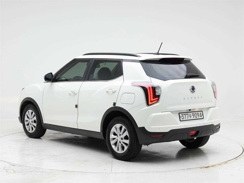 Ssangyong Tivoli - Vista 6