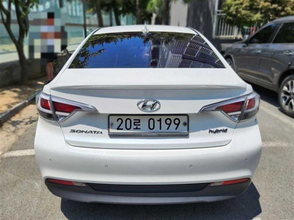 HYUNDAI Sonata - Vista 6