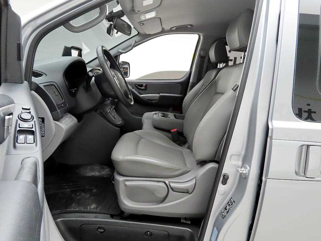 HYUNDAI Starex 2020 - Importación desde Corea - HF Imports Iquique - Foto 15