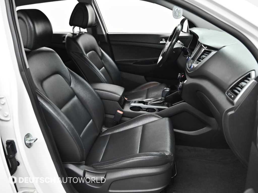 HYUNDAI Tucson - Vista 12