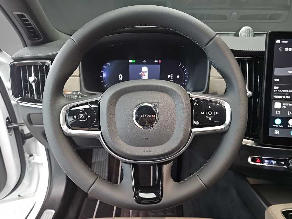 Volvo S90 - Vista 11