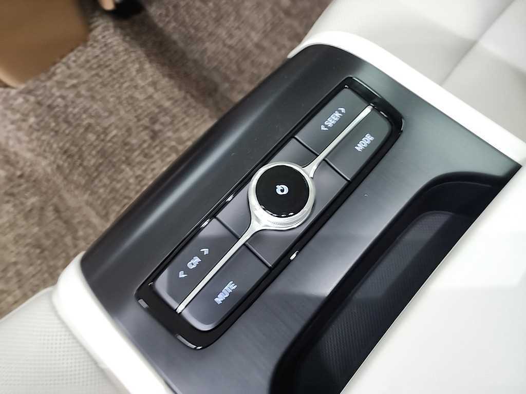HYUNDAI Grandeur 2022 Blanco - Importación desde Corea - HF Imports Iquique - Foto 17