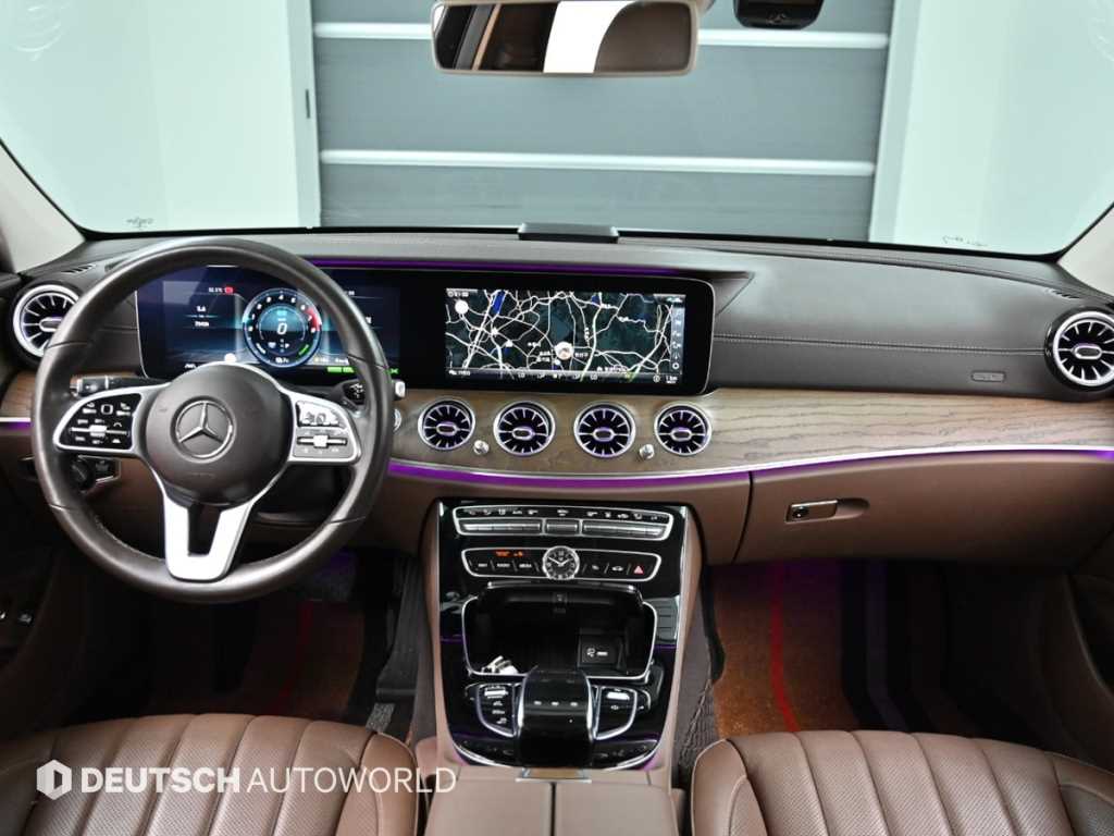 Mercedes Benz E class - Vista 9